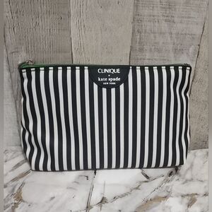 🌷 Kate Spade Black and White Striped Cosmetic Case🌷Brand New